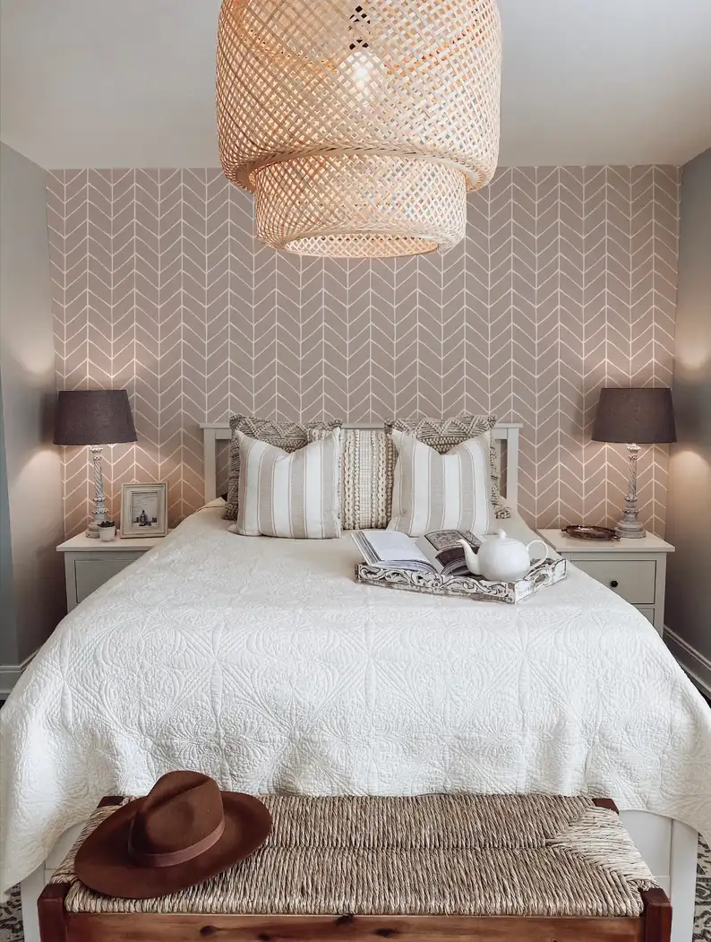 Wallpaper installation in Aurora, IL